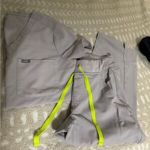 FIGS Bundle, slate/mustard